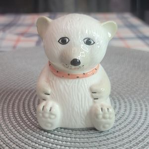 Vintage Cute Little Bear